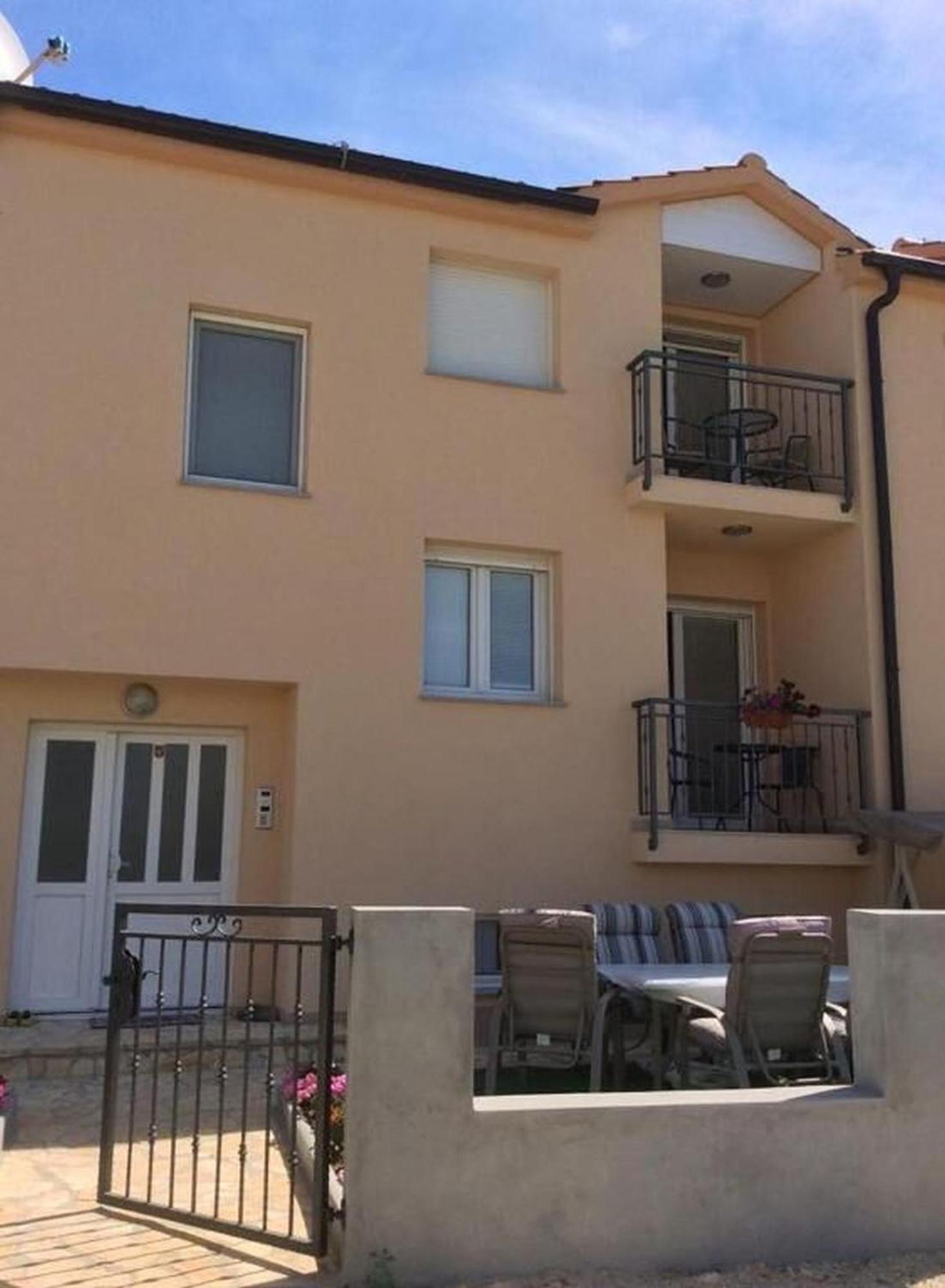 Apartments Lipovica Sukosan Exterior photo